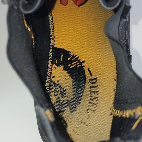 Diesel Bellow Black Suede Lace Up Chukka Men's Boots - Picture 11 of 15